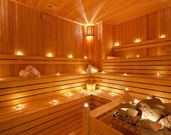 DELUXE SPA